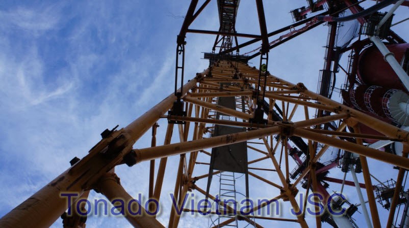 Tonado successfully dismantled the large tower crane C7050 of Nghi Son Thermal Power Plant – Thanh Hoa